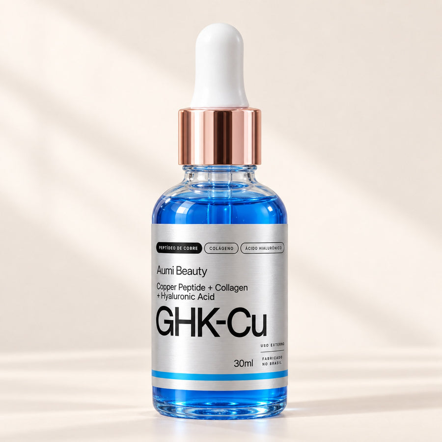 Sérum GHK-Cu Aumi Beauty, frasco conta-gotas de 30 ml com sérum azul e rótulo prata