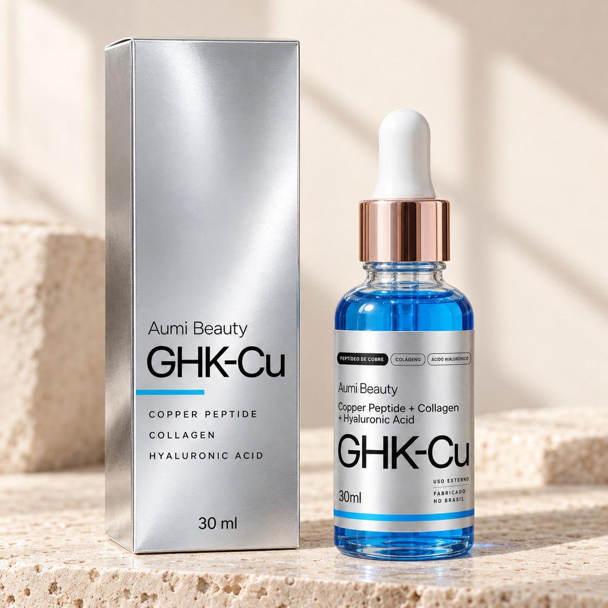 Sérum GHK-Cu Aumi Beauty ao lado do cartucho prata de 30 ml